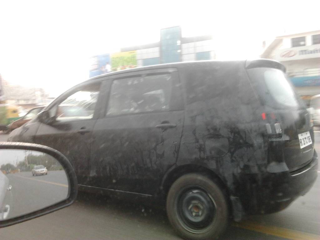 Maruti Suzuki R3 Spied Maruti Suzuki R3 Spied