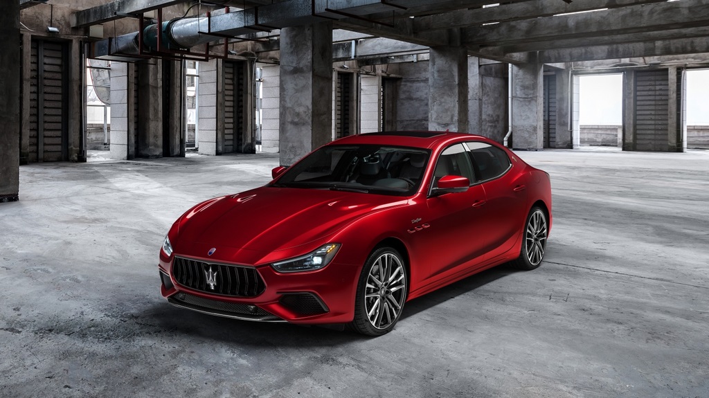 Maserati Ghibli Trofeo Side