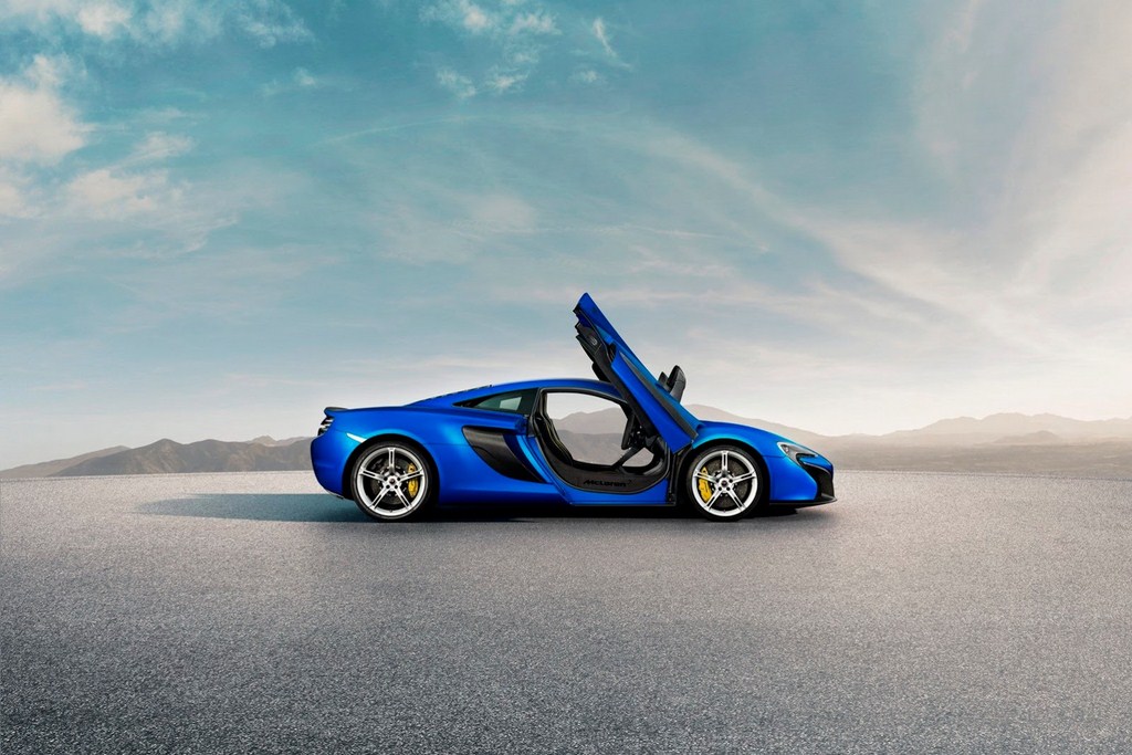 McLaren 650S Side