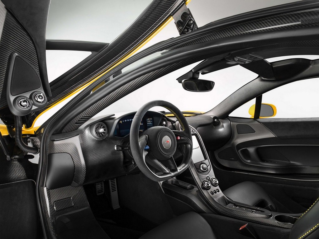 McLaren P1 Production Model Dashboard