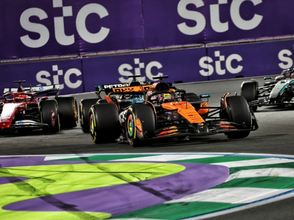 Mclaren MCL39 front