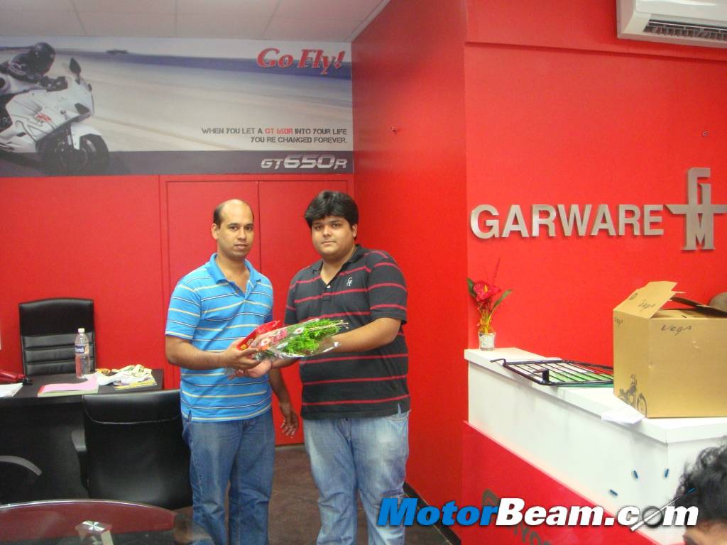 Melroy Takes Delivery GT650R Melroy Takes Delivery GT650R