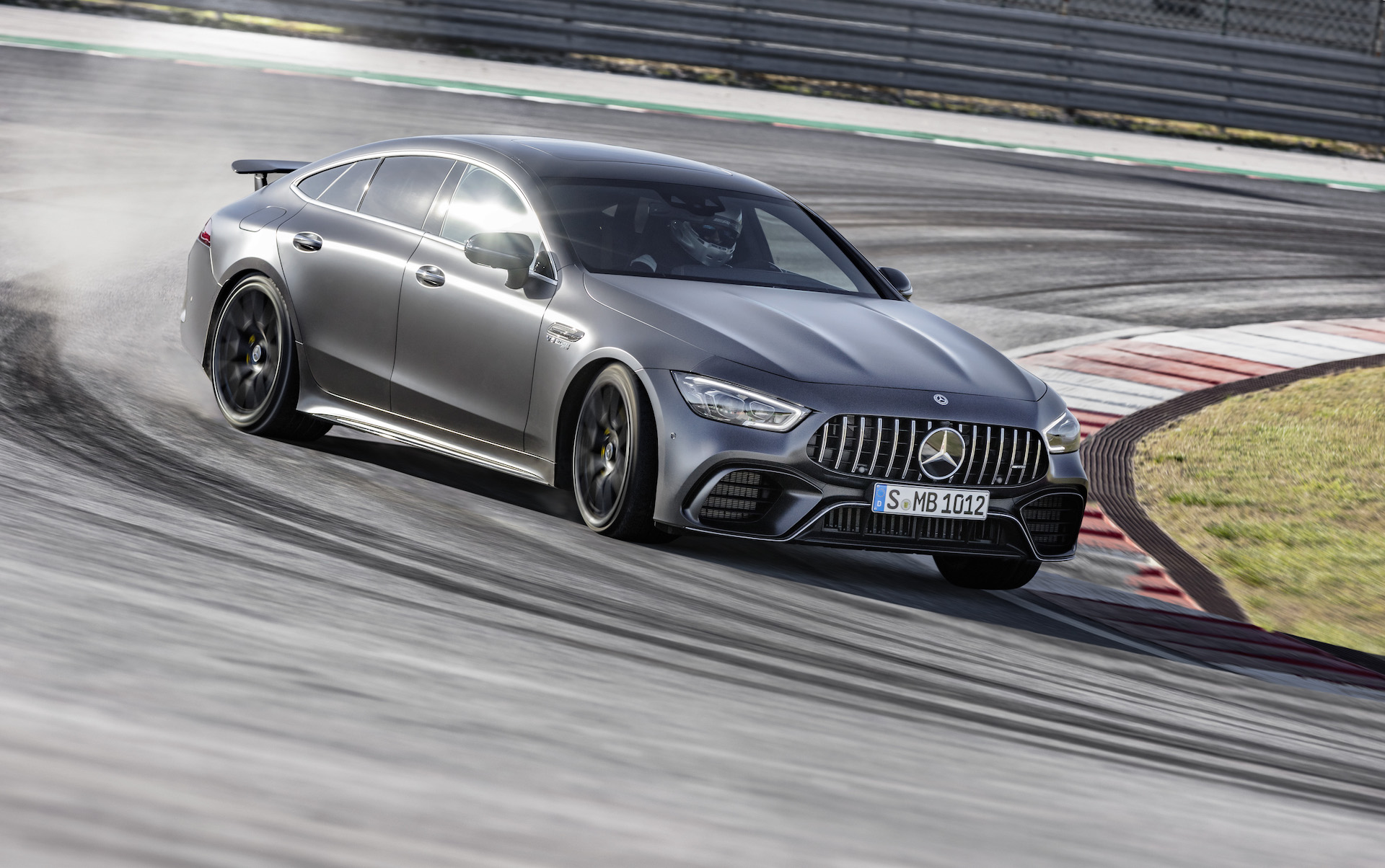 Mercedes-Benz Aston Martin Shares