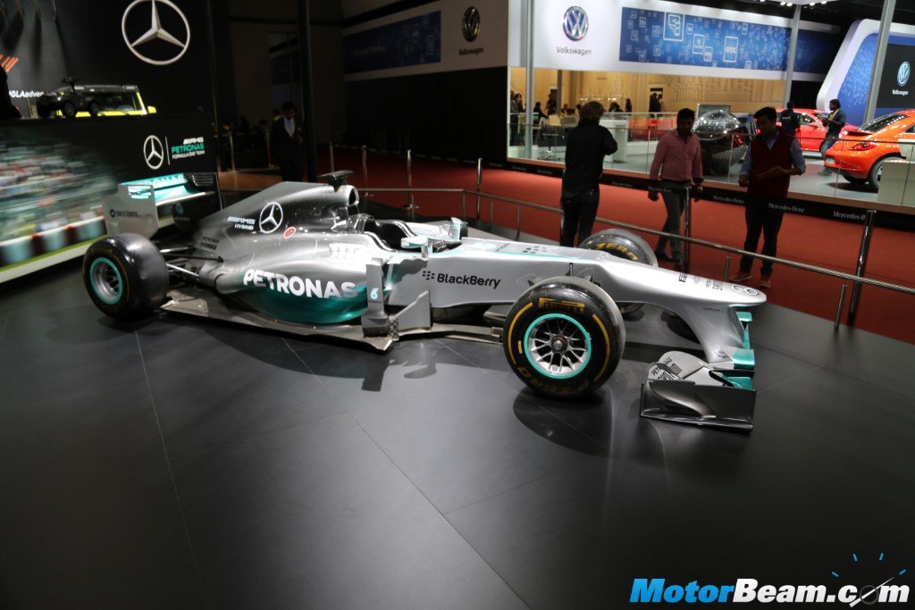 Mercedes Benz F1 W06 Side