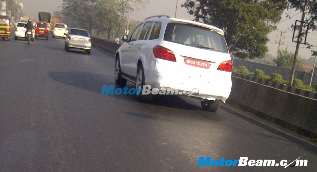 Mercedes Benz GL Class Spied