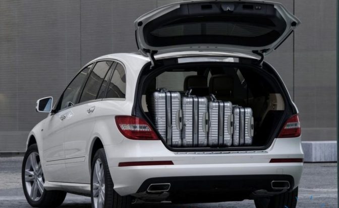 Mercedes-Benz_R-Class_Boot