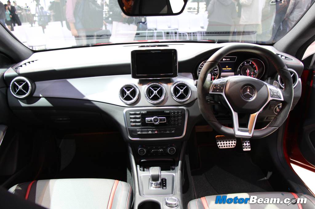 Mercedes CLA 45 AMG Interiors