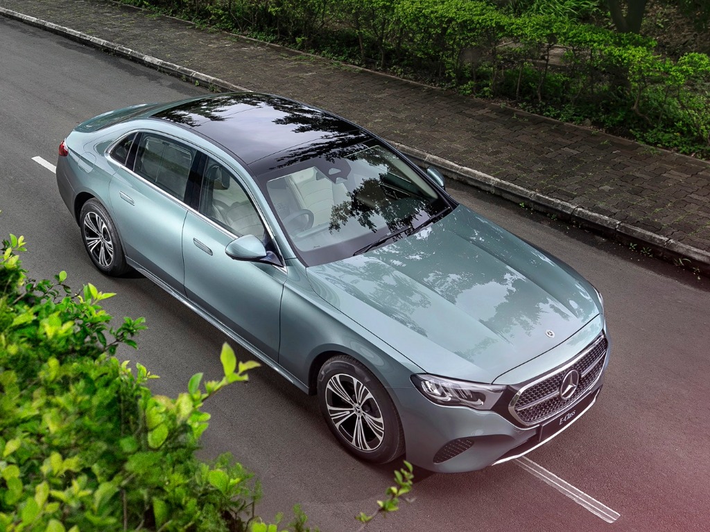 Mercedes E-Class front