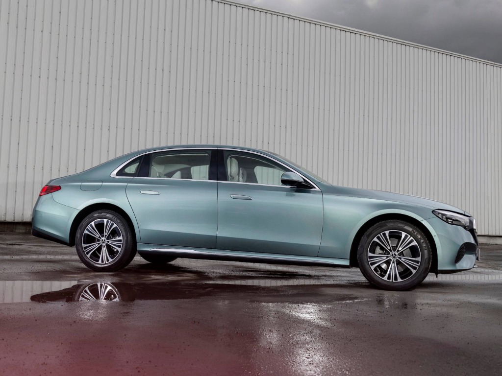 Mercedes E-Class side