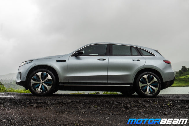 Mercedes- EQC-400-8