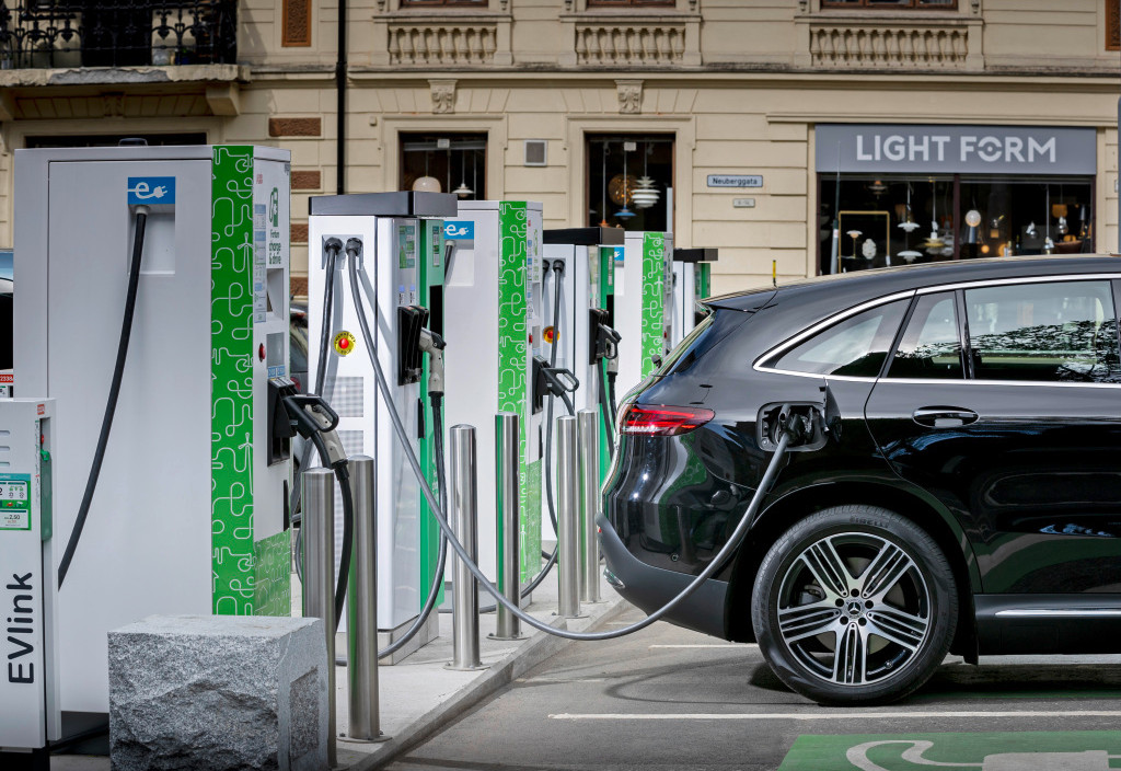 Mercedes EQC Charging