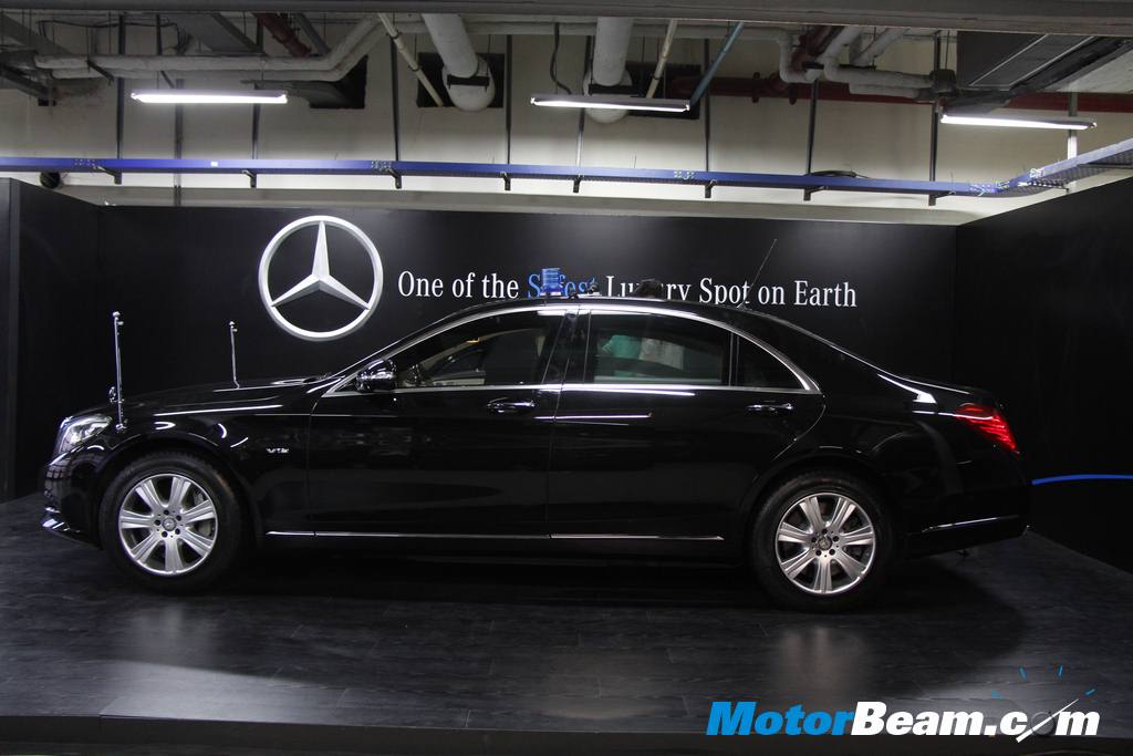 Mercedes S600 Guard Side