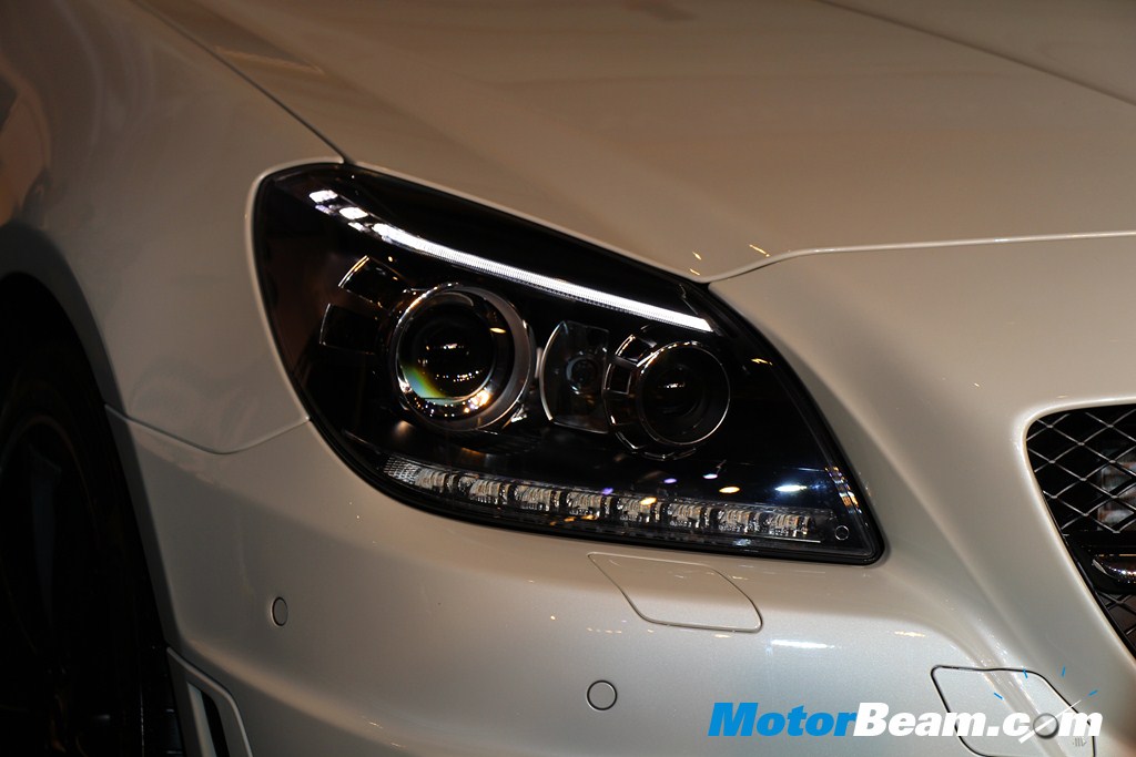 Mercedes SLK 55 AMG Headlight