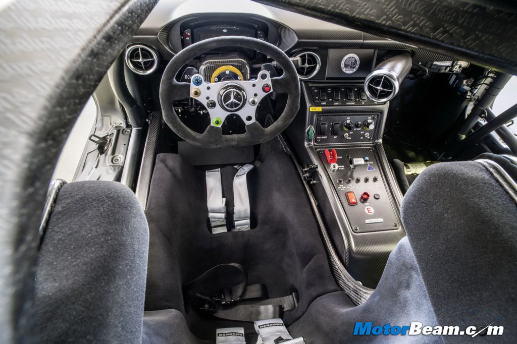 Mercedes SLS AMG GT3 Cockpit Mercedes SLS AMG GT3 Cockpit