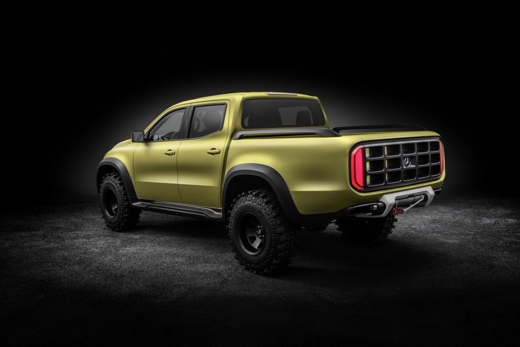Mercedes X-Class Concept Rear