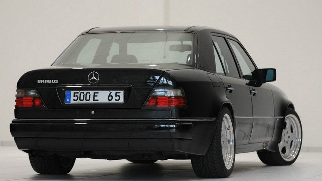 Mercedes Benz W124 rear