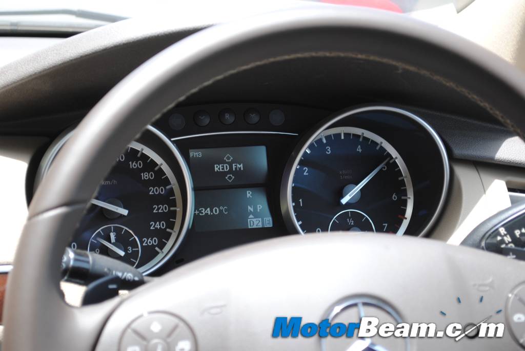 Mercedes_R-Class_Performance Mercedes_R-Class_Performance