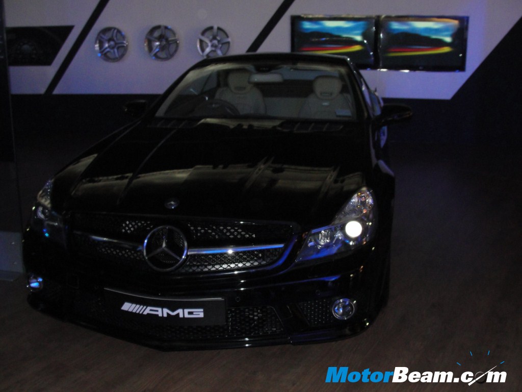 Mercedes_SL63_AMG