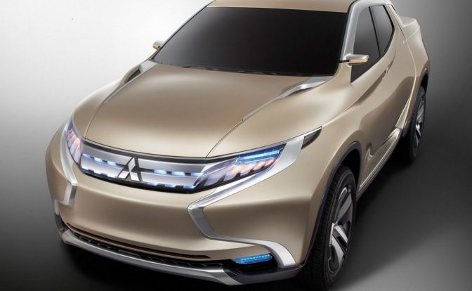 Mitsubishi Hybrid Pickup 7