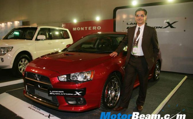 Mitsubishi_Evo_X_Launch