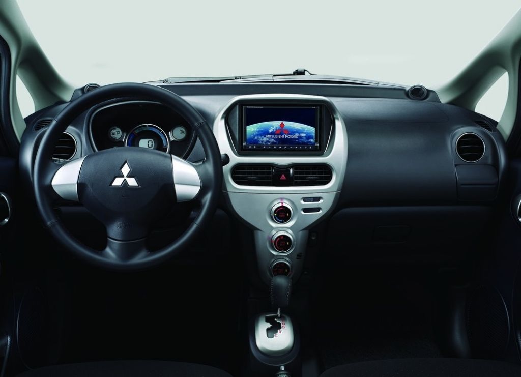 Mitsubishi_i-MiEV_Interior