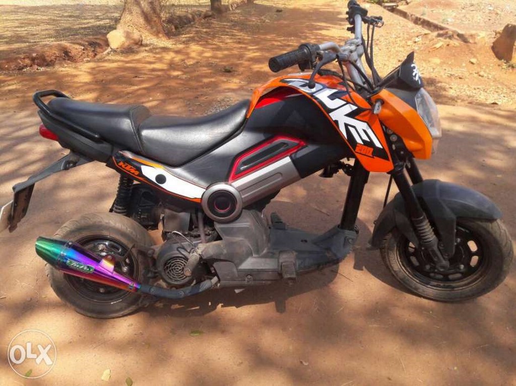 Modified Honda Navi Side