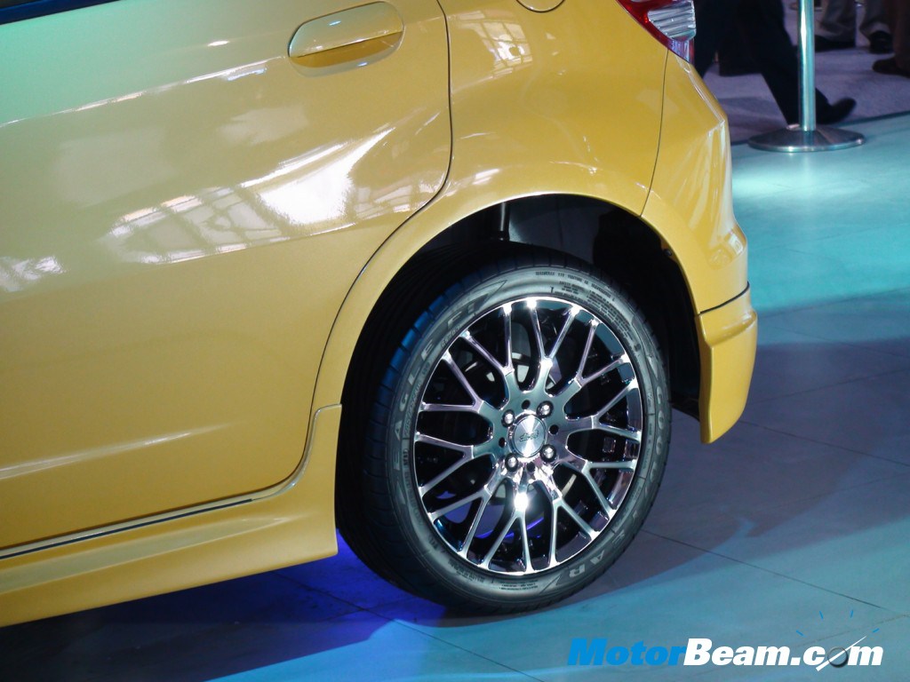 Mugen_Honda_Jazz_Wheels