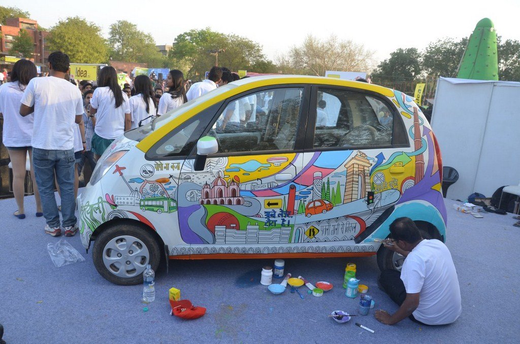 Nano Art In Motion Saddi Dilli Wallpaper