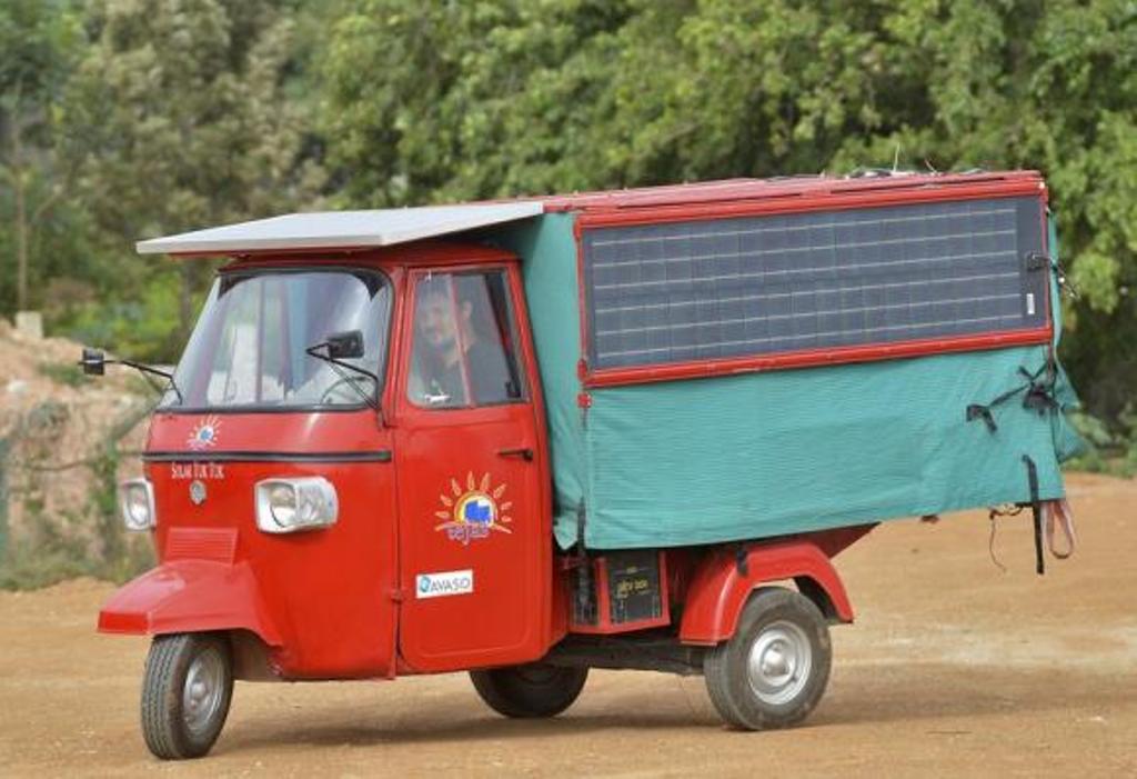 Naveen Rabelli E-Rickshaw
