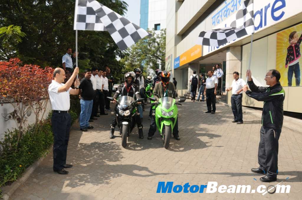 Ninja_Rally_Flag_Off Ninja_Rally_Flag_Off
