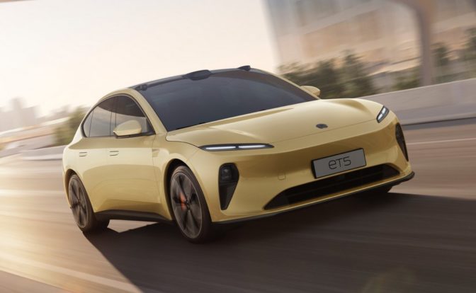 Nio ET5
