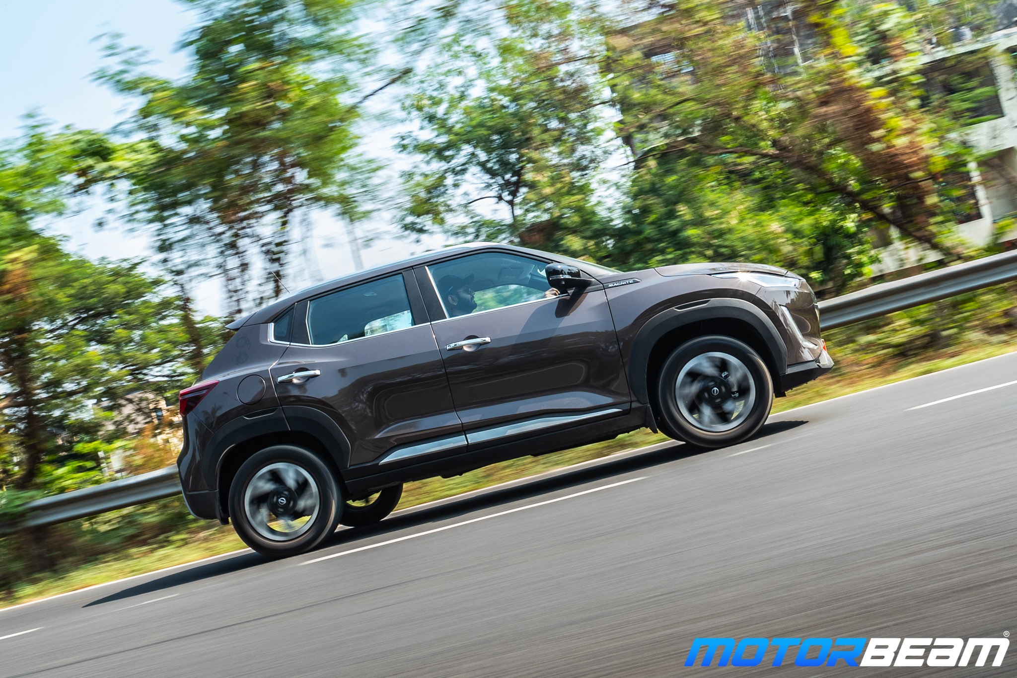 Nissan-Magnite-32
