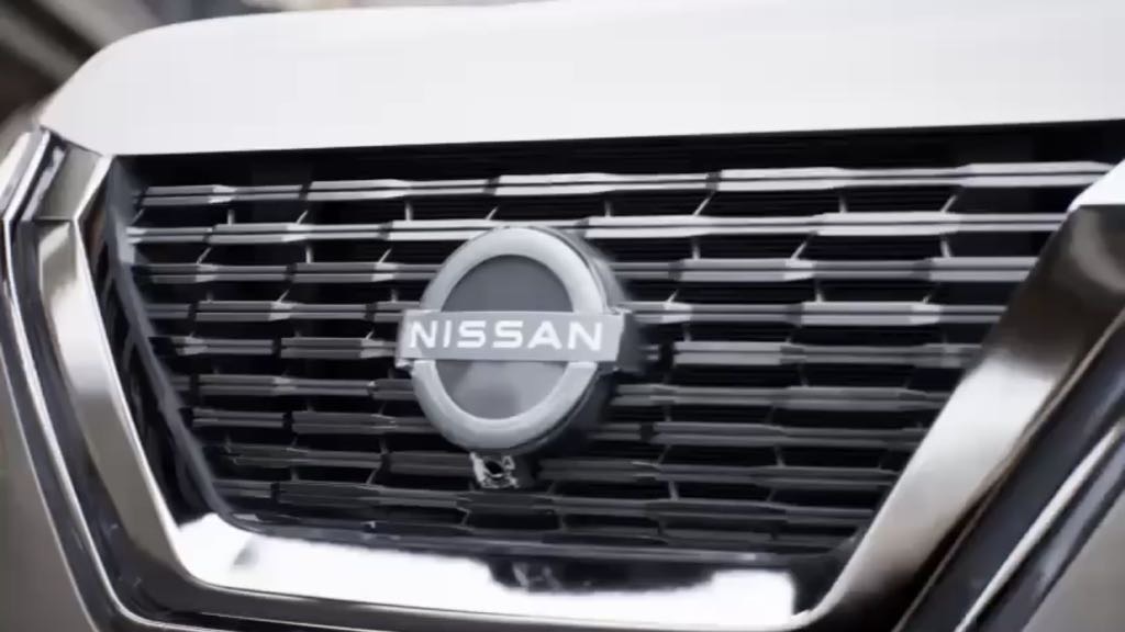 Nissan X-Trail Teased