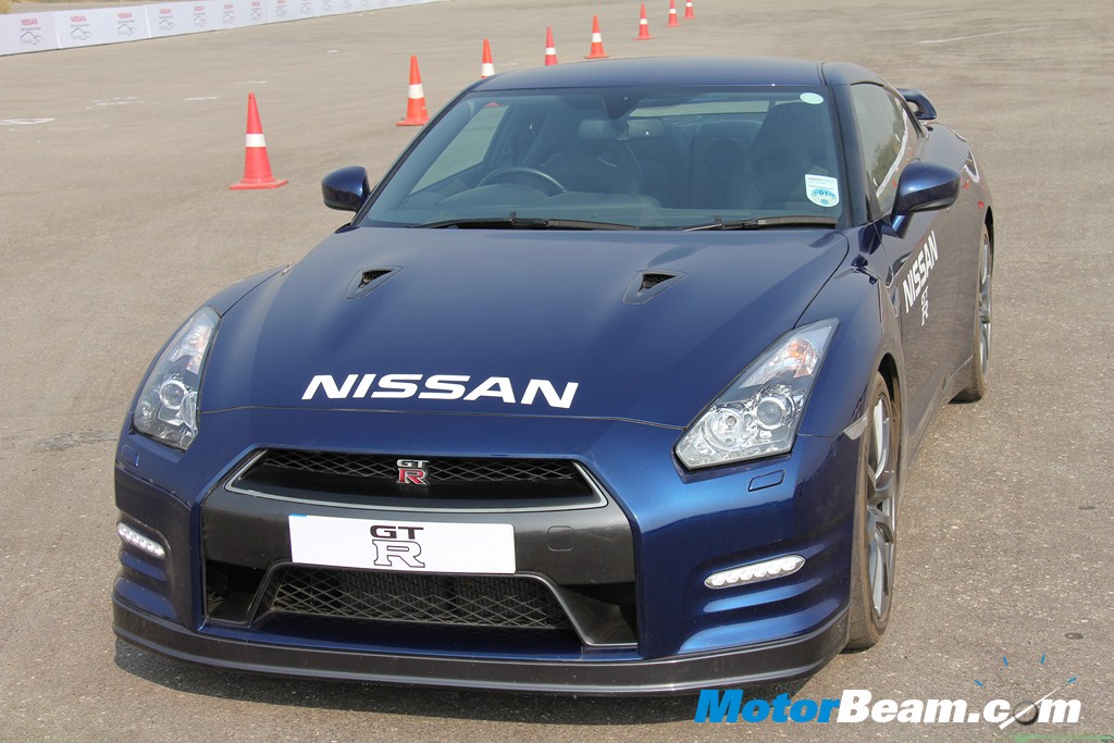 Nissan_GT-R_Exterior