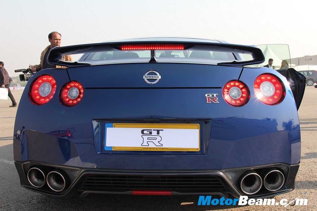 Nissan_GT-R_Rear Nissan_GT-R - Rear