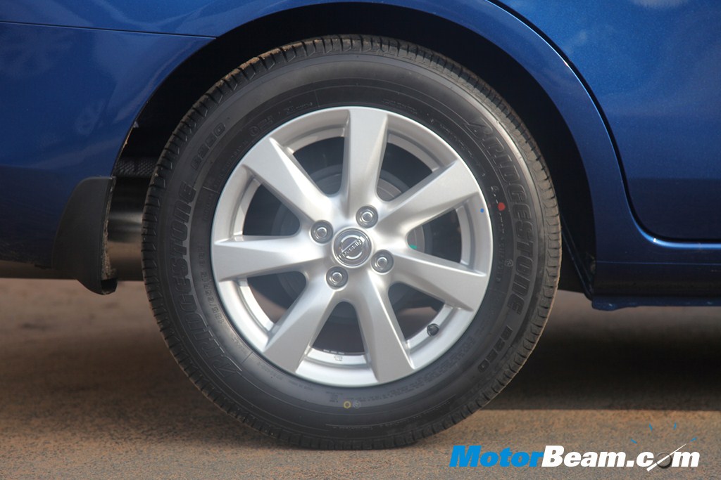 Nissan_Sunny_Test_Drive_Review (131) Nissan Sunny - Tyres