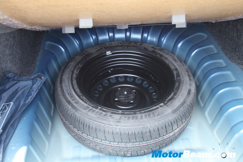 Nissan_Sunny_Test_Drive_Review (23) Nissan Sunny - Spare Wheel