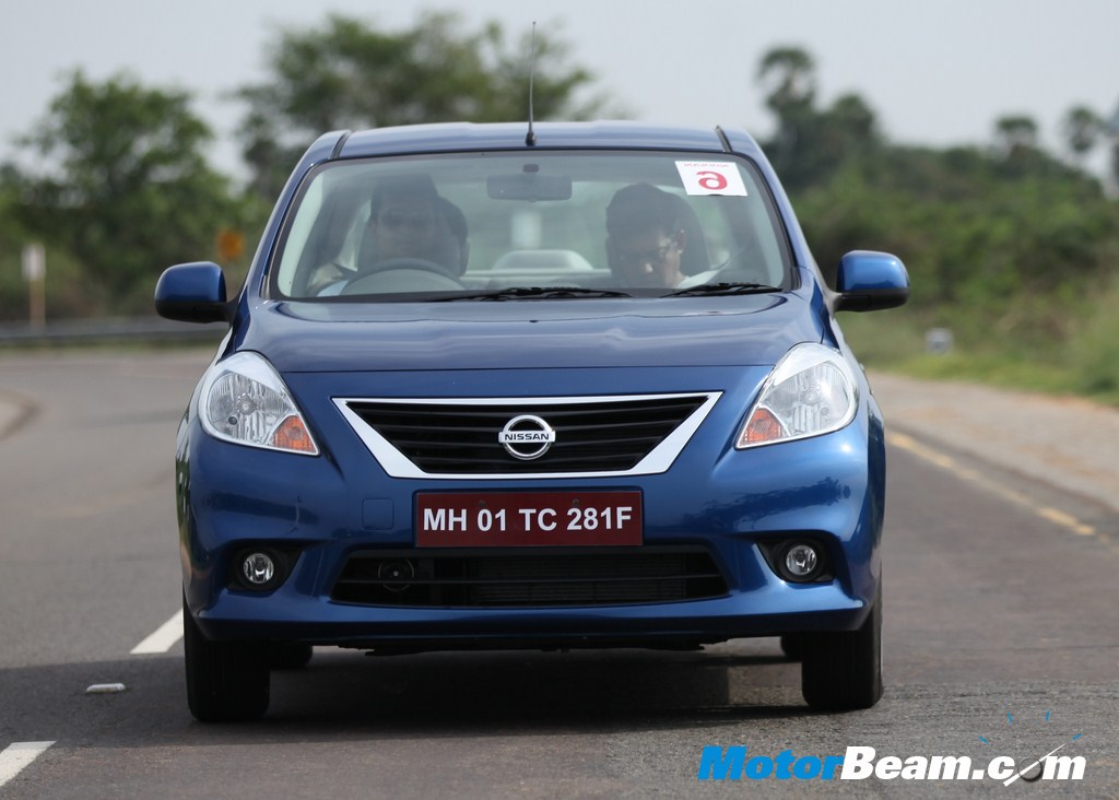 Nissan_Sunny_Test_Drive_Review (33) Nissan Sunny - Exteriors