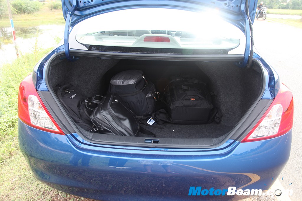 Nissan_Sunny_Test_Drive_Review (330) Nissan Sunny - Boot