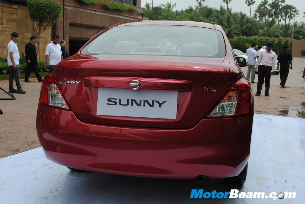 Nissan Sunny XL Rear Nissan Sunny XL Rear