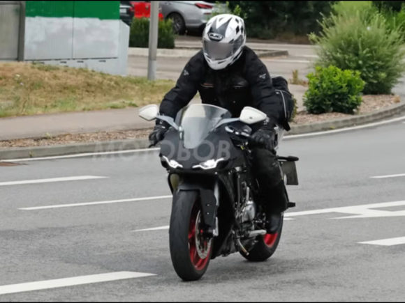 Norton V4 front