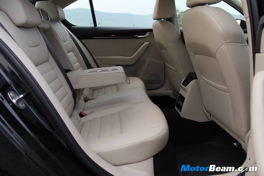 Octavia vs Jetta vs Elantra Comparison