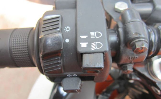 Old Honda CBR150R Switchgear