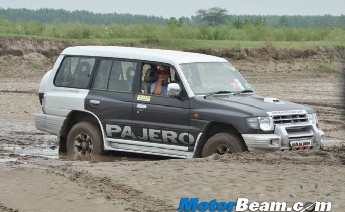 Pajero Off-Roading