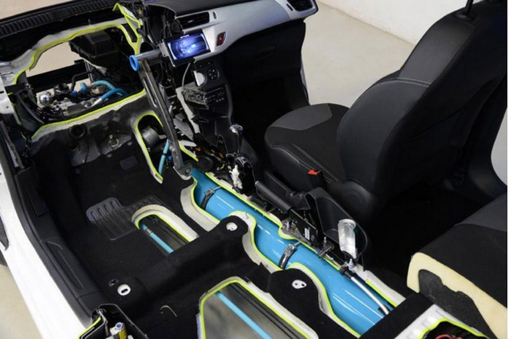 Peugeot Citroen Hybrid Air Concept Layout