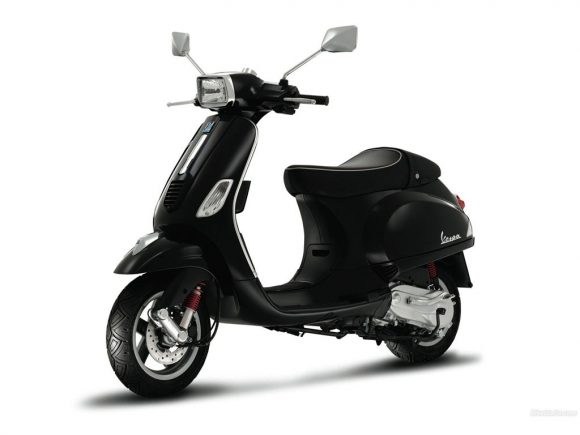 Piaggio Vespa LXS Black