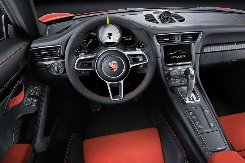 Porsche 911 GT3 RS Interiors