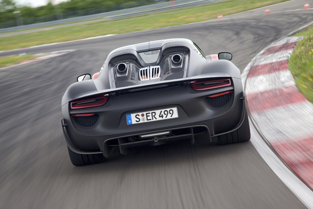 Porsche 918 Spyder Rear