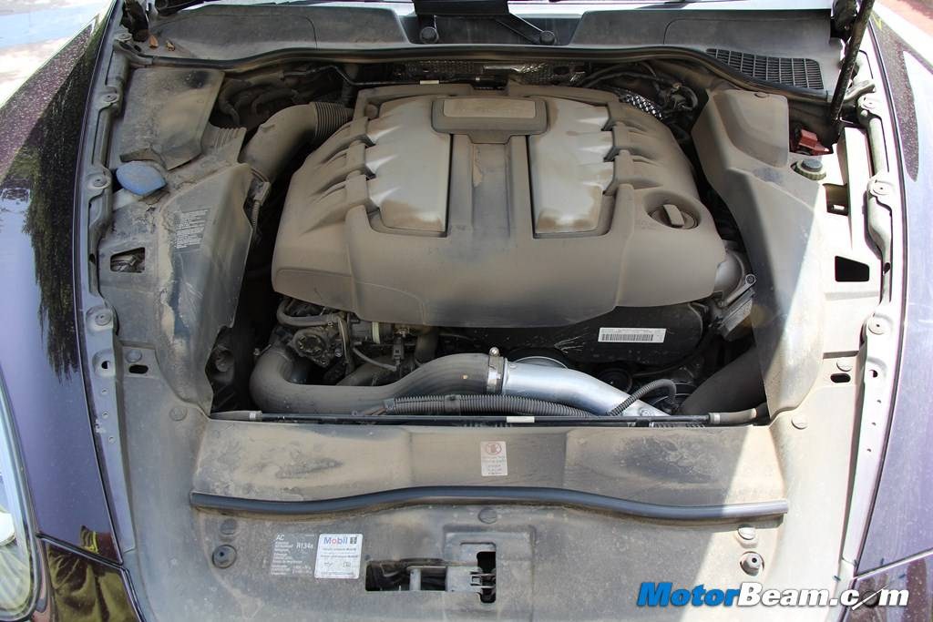 Porsche Cayenne Engine Bay