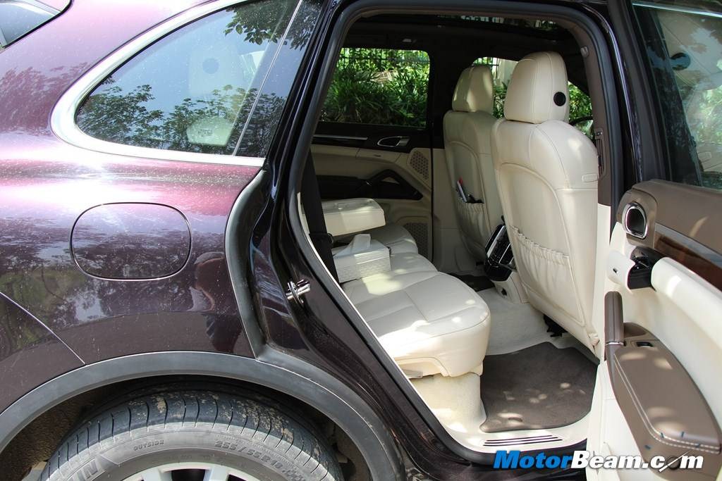 Porsche Cayenne Legroom